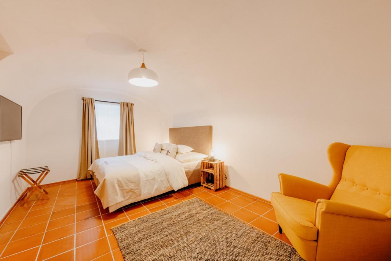 Hotel Landgut Riegerbauer à Sankt Johann bei Herberstein Extérieur photo